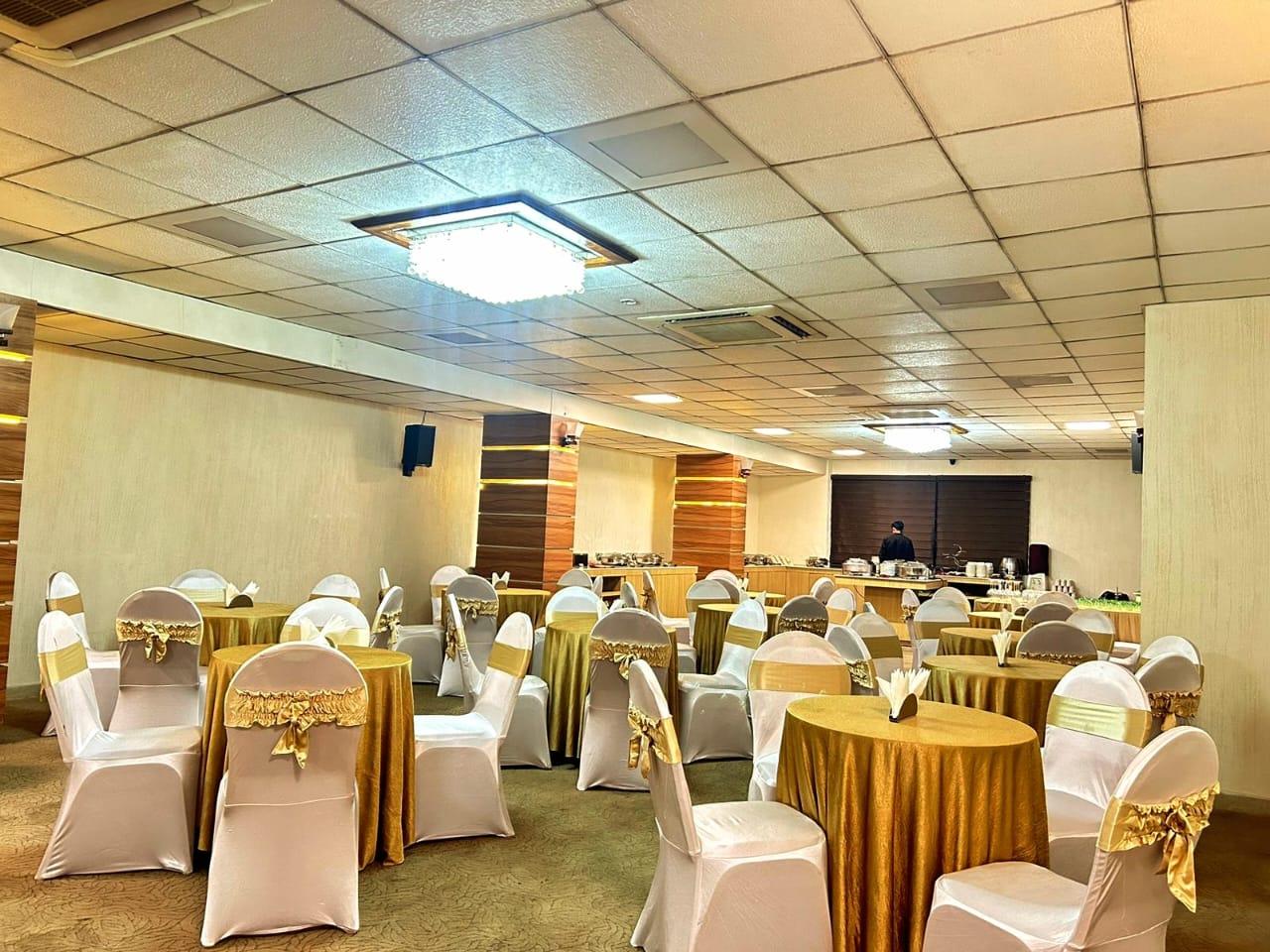 Banquet hall